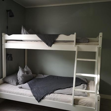 Old School Pa Eidslandet - Exclusive Apartment المظهر الخارجي الصورة
