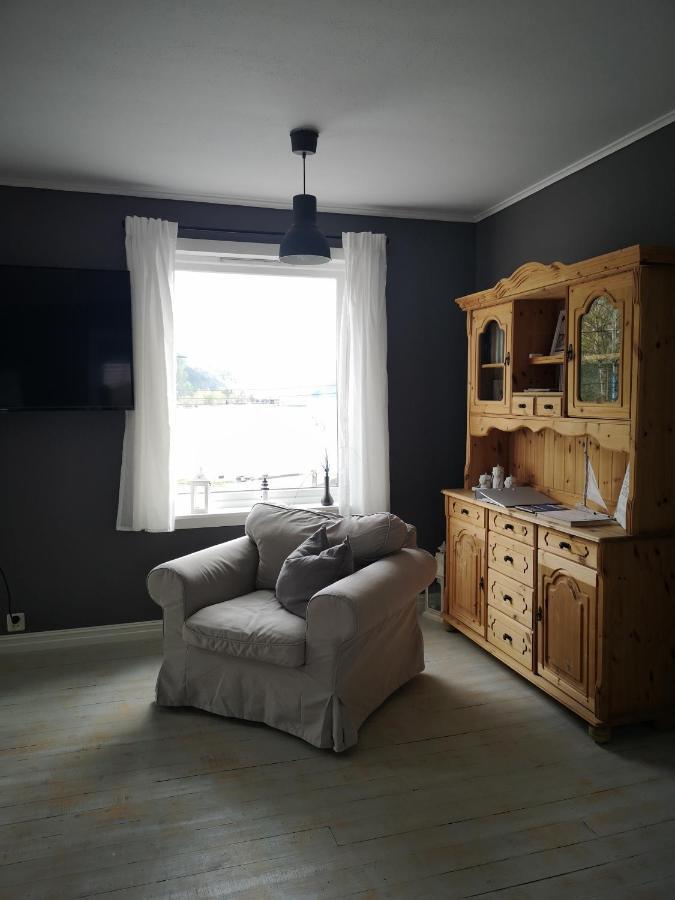 Old School Pa Eidslandet - Exclusive Apartment المظهر الخارجي الصورة